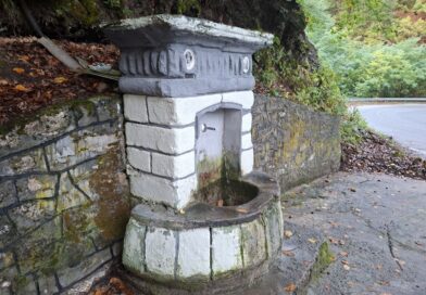 Чешма между „Юговското ханче“ и село Югово – община Лъки, област Пловдив