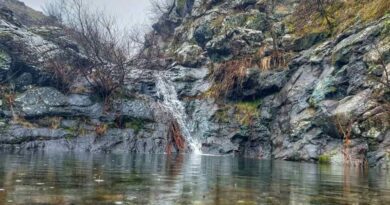 Водопад на река Бююк дере край град Момчилград – рид Стръмни рид, Източни Родопи