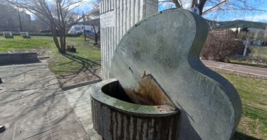Чешма посветена на Александър Кисьов в Асеновград – община Асеновград, област Пловдив