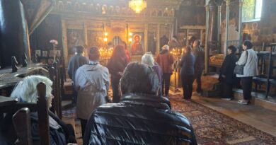 2026 – 06 май – Празнично богослужение в храм „Св. Георги и Св. Екатерина“ в Асеновград (галерия)