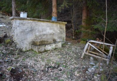 Чешма край местност Тиклата между джурковските махали Надежда и Гурдевска – община Лъки, област Пловдив