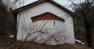 Параклис „Св. апли. Вартоломей и Варнава“ край село Лясково, община Асеновград, област Пловдив – Асеновградска духовна околия, Пловдивска епархия