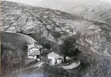 Хижа „Момина сълза“ над Асеновград (галерия архивни фотографии)