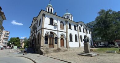 Храм „Успение Богородично“ в град Габрово, община Габрово, област Габрово – Габровска духовна околия, Великотърновска епархия