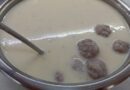 Домашни рецепти – Кюфтенца с бял сос и кисело мляко