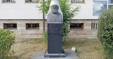 Паметник на Екзарх Стефан I в град Смолян – община Смолян, област Смолян