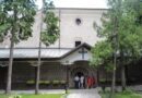 Външен облик на храм „Св. Троица“ в град Банско